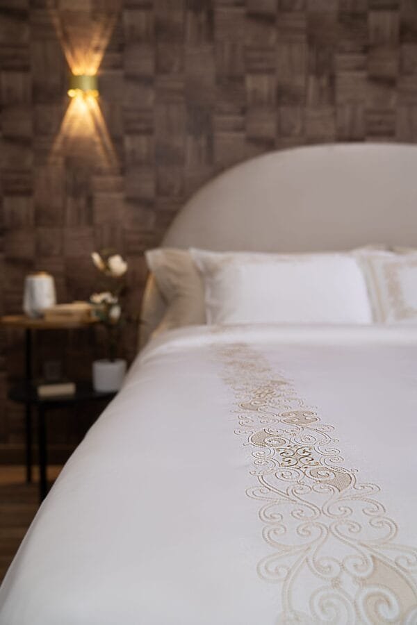 Enjoy comfort and luxury  Islamic Motifs bed set 600 TC