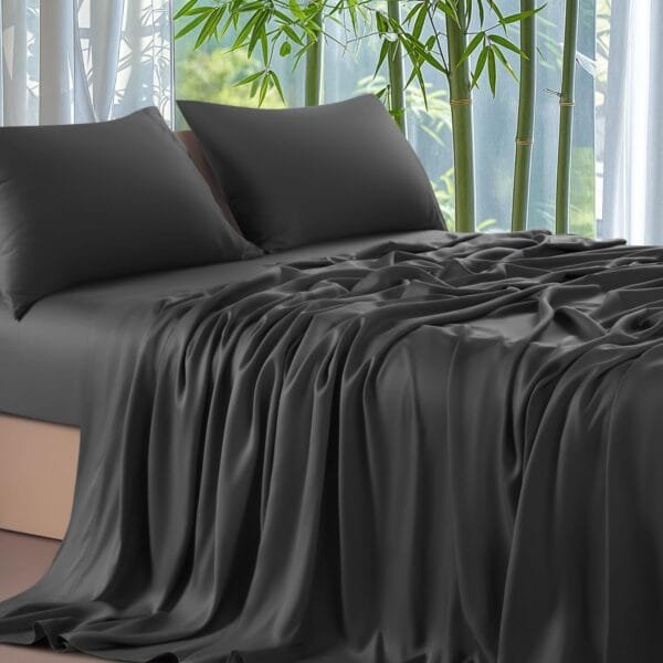 Luxury Cotton Flat Sheets with Satin Feel – 3-Piece Set - Image 3
