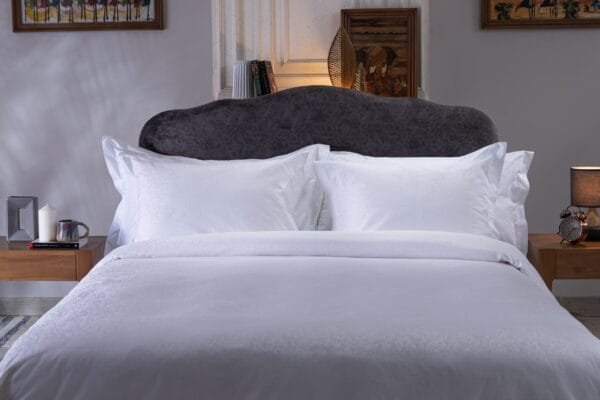 Elegant Jacquard Duvet Cover Set with Floral Embroidery – A Touch of Luxury - Image 2