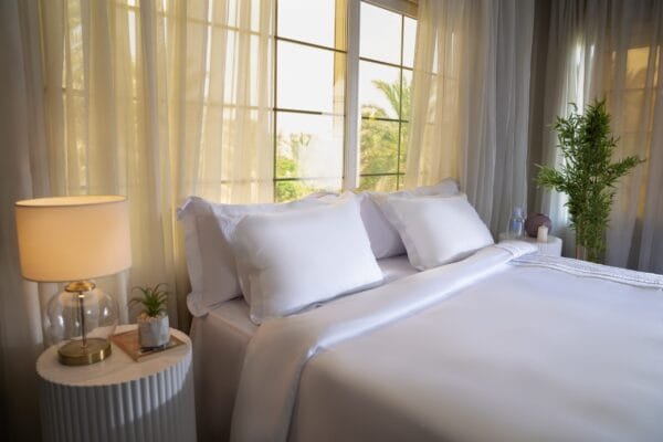 Silver Net Bedding Set | Sophisticated Elegance for a Luxurious Sleep - Image 2