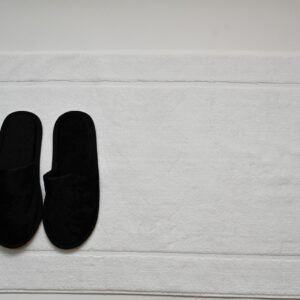 Framed Border Bath Mat – Luxury and Comfort for Your Bathroom