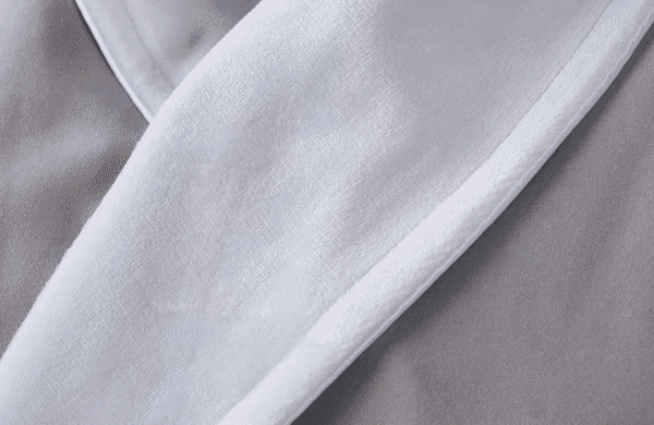 VIP Hotel Robe – Indulge in Luxurious Comfort - Image 3