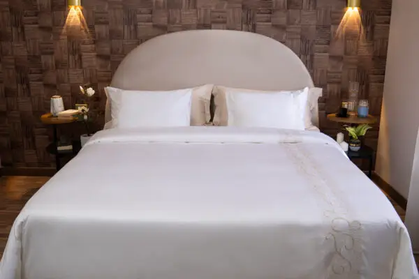 Net & Effect Embroidered Duvet Cover Set