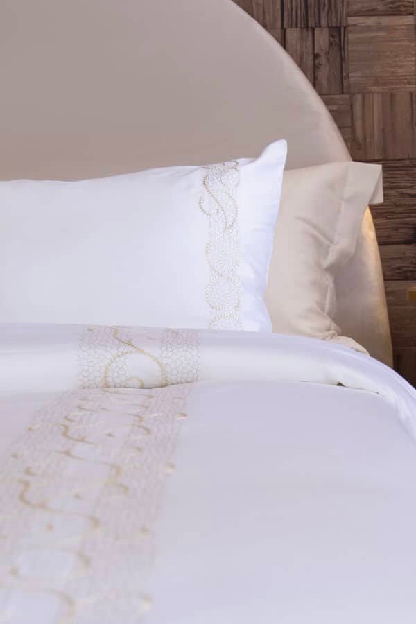 Net & Effect Embroidered Duvet Cover Set - Image 2
